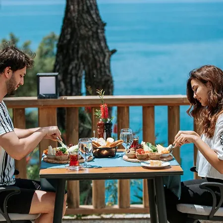 Marisstone Otel Mecidiye