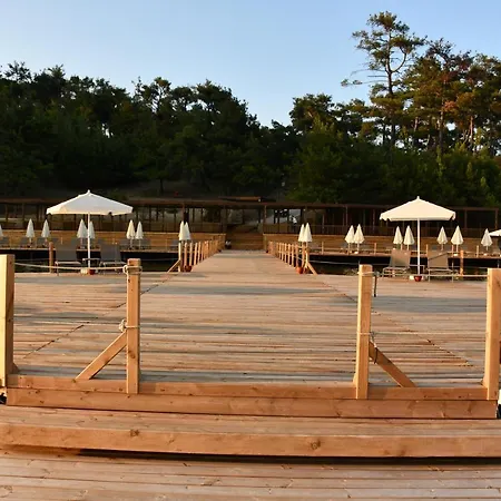 Marisstone Отель Mecidiye